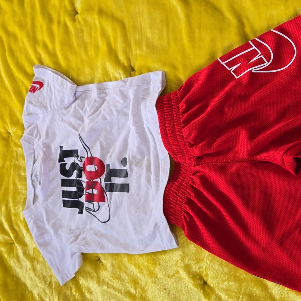 Nike boys set